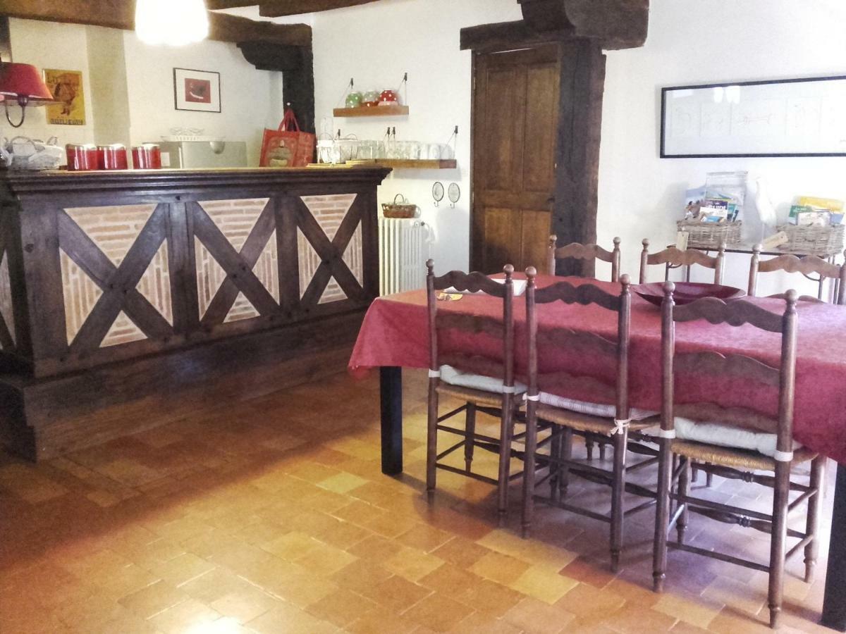 שינון La Maison Rouge מראה חיצוני תמונה